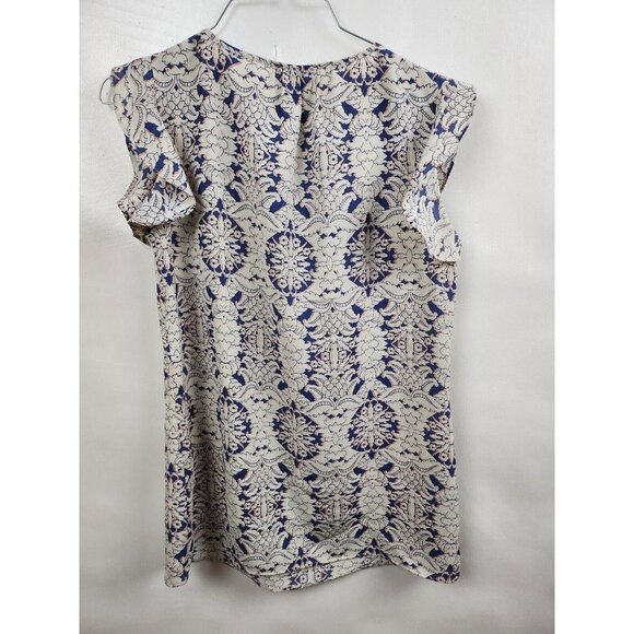 𝅺Cabi Cream Blue Lilac Damask Flutter Sleeve Casual Top 3074 Blouse Sz XS - Picture 8 of 9